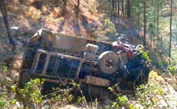 यमुनाघाटी में ट्रक के खाई में गिरने से तीन की मौत की खबर