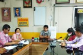 जिलाधिकारी नितिन सिंह भदौरिया ने डेंगू से बचाव से सम्बन्धित तैयारियों के सम्बन्ध में एक बैठक अधिकारियों के साथ की