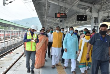 सीएम त्रिवेंद्र ने ऋषिकेश रेलवे स्टेशन का किया निरीक्षण