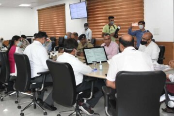सीएम पुष्कर सिंह धामी ने ऋषिकेश-कर्णप्रयाग रेल परियोजना की समीक्षा की