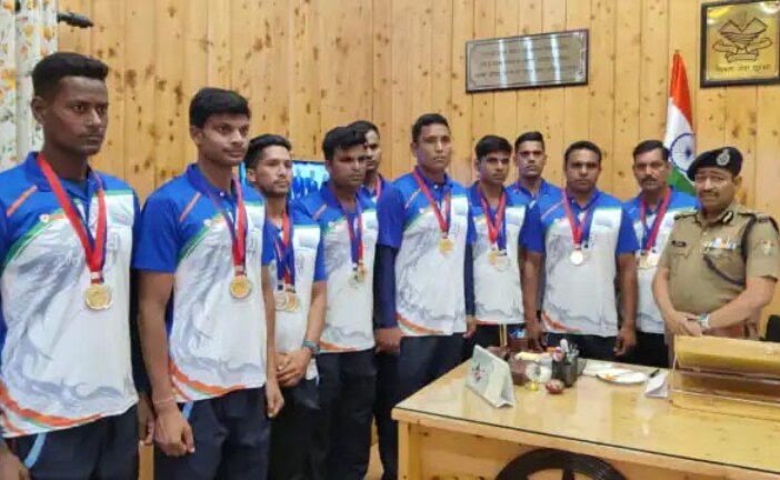 10वीं राष्ट्रीय ड्रेगन बोर्ड चैंपियनशिप : डीजीपी ने दी पदक विजेता खिलाड़ियों को बधाई