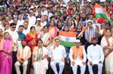 मुख्यमंत्री श्री पुष्कर सिंह धामी ने स्वतंत्रता की 75वीं वर्षगांठ के अवसर पर ग्रीष्मकालीन राजधानी, भराड़ीसैंण, गैरसैंण विधानसभा भवन परिसर में आयोजित कार्यक्रम में प्रतिभाग करते हुए ध्वजारोहण किया