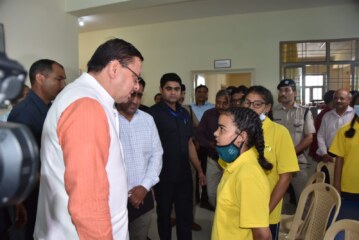 मुख्यमंत्री श्री पुष्कर सिंह धामी ने जी.जी.आई.सी, राजपुर रोड देहरादून में आसरा ट्रस्ट द्वारा 200 वंचित बालिकाओं के लिए बनाए गए आश्रय गृह का लोकार्पण किया।