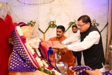 मुख्यमंत्री  ने  काशीपुर स्थित साईं मंदिर में पूजा अर्चना कर प्रदेशवासियों की सुख – समृद्धि की कामना की